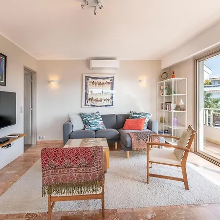 Three Bedrooms With Rooftop Terrace In Jlp