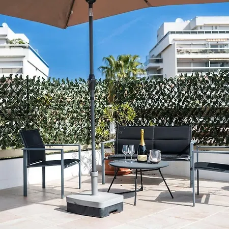 Three Bedrooms With Rooftop Terrace In Jlp Apartamento Antibes